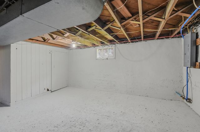 11 N GLENWOOD AVE, Columbia, MO 65203