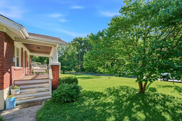 11 N GLENWOOD AVE, Columbia, MO 65203
