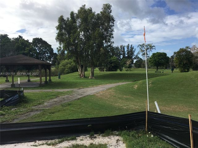 Worth Avenue, Palm Beach, FL 33463