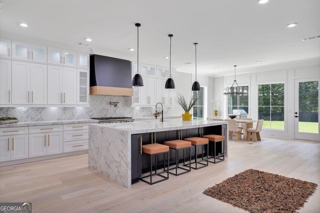 3275 Smithtown Road, Suwanee, GA 30024