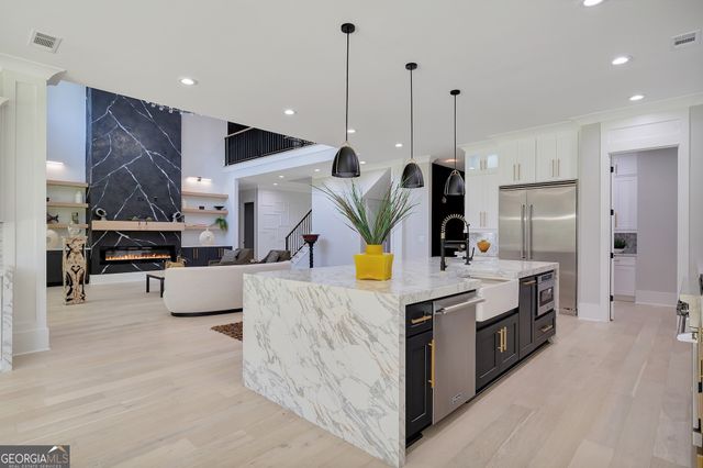 3275 Smithtown Road, Suwanee, GA 30024