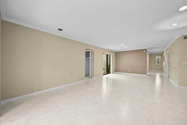 21691 Tall Palm Circle 3c, Boca Raton, FL 33433