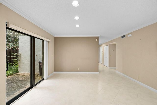 21691 Tall Palm Circle 3c, Boca Raton, FL 33433