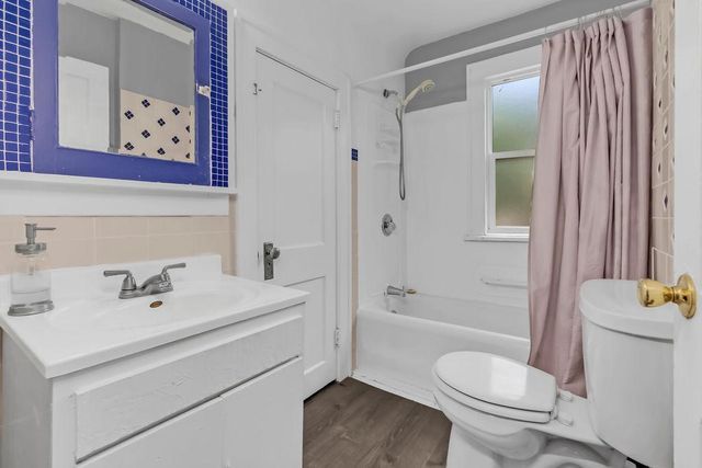 1462 Carroll Avenue, Saint Paul, MN 55104