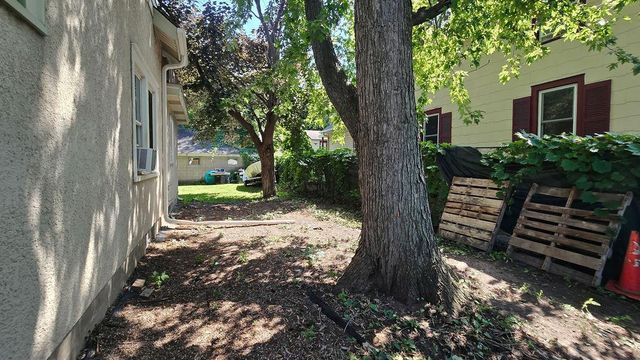 1462 Carroll Avenue, Saint Paul, MN 55104