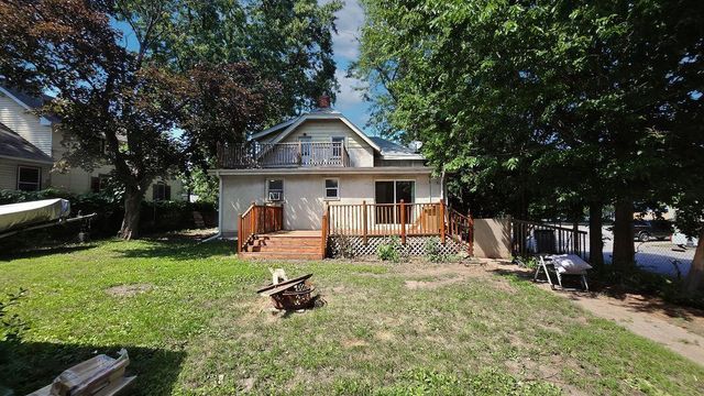 1462 Carroll Avenue, Saint Paul, MN 55104