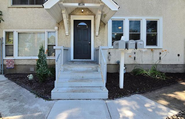 1462 Carroll Avenue, Saint Paul, MN 55104