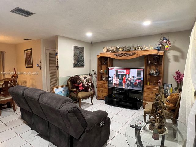 508 SW 17th Ave, Homestead, FL 33030