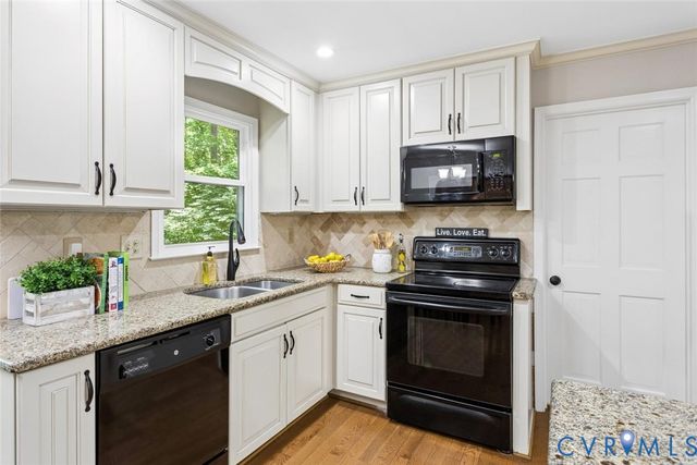 7503 Hadley Ln, Chesterfield, VA 23832