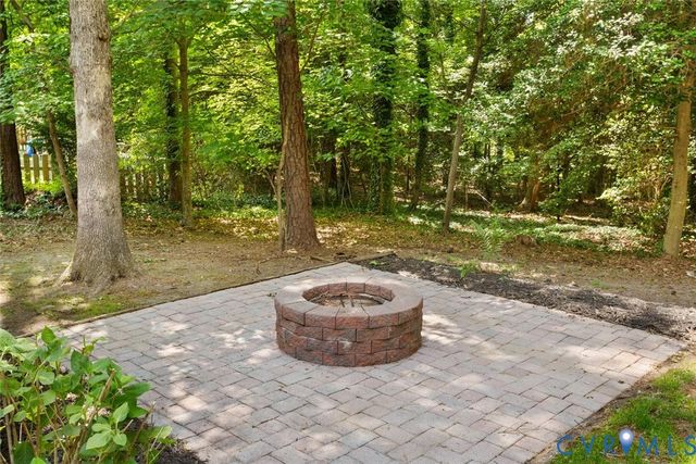 7503 Hadley Ln, Chesterfield, VA 23832