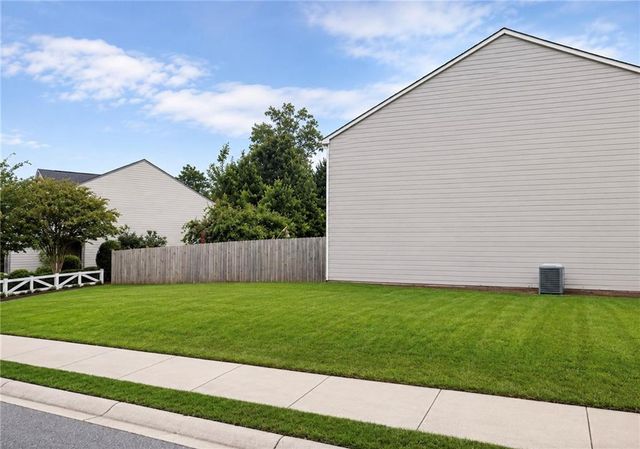 6125 Elmshorn Way, Alpharetta, GA 30004