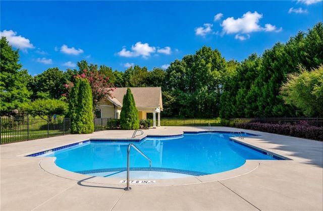 6125 Elmshorn Way, Alpharetta, GA 30004