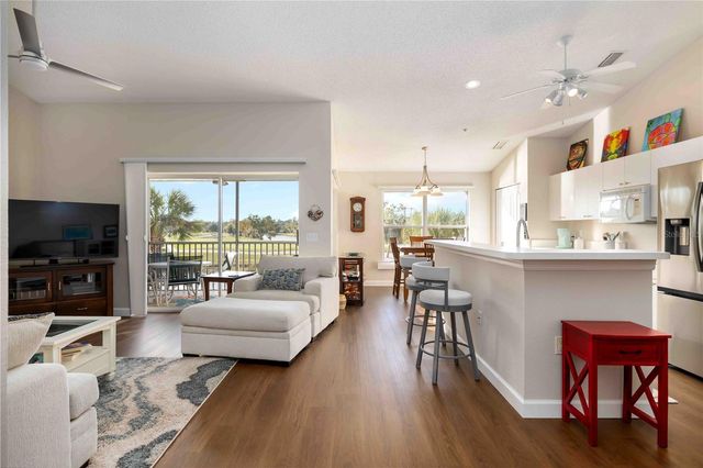 5240 HYLAND HILLS AVENUE 1424, Sarasota, FL 34241