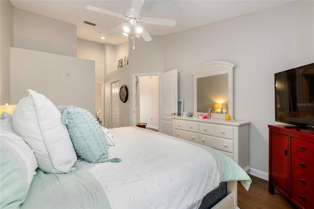 5240 HYLAND HILLS AVENUE 1424, Sarasota, FL 34241