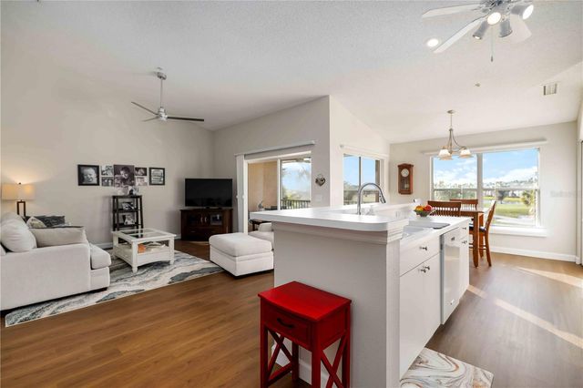 5240 HYLAND HILLS AVENUE 1424, Sarasota, FL 34241