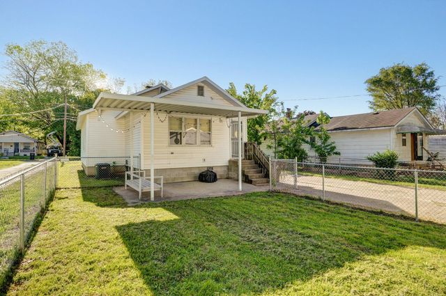 541 South Warren Avenue, Springfield, MO 65806