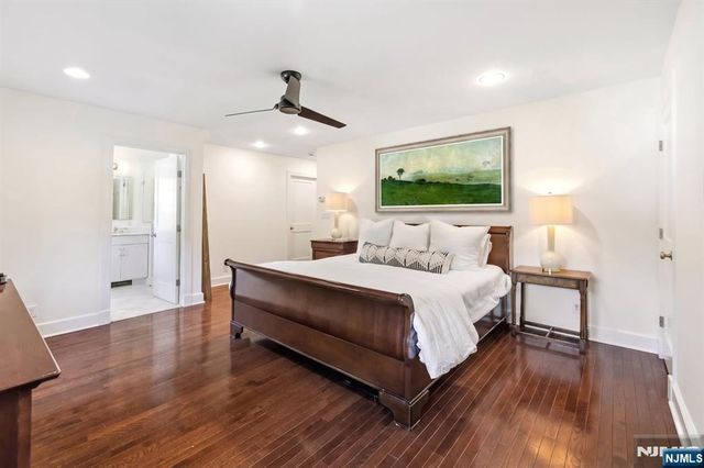 138 Melrose Place, Ridgewood, NJ 07450