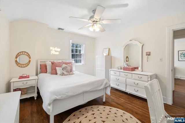 138 Melrose Place, Ridgewood, NJ 07450