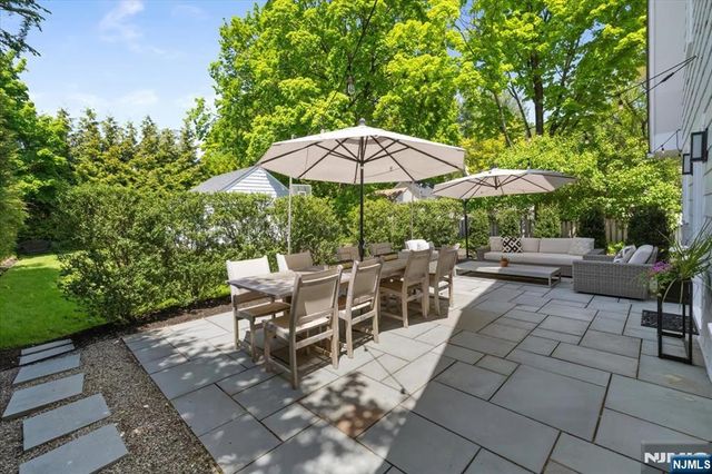138 Melrose Place, Ridgewood, NJ 07450