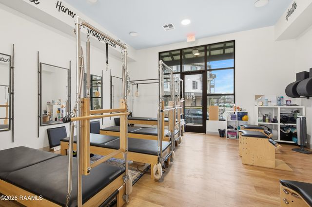 102 Harbourside Drive, Youngsville, LA 70592