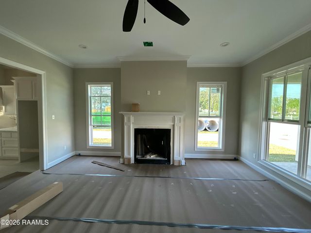 102 Harbourside Drive, Youngsville, LA 70592