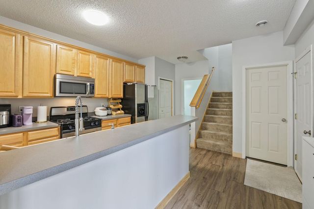 3033 Chamberlain Street N 4, Maplewood, MN 55109
