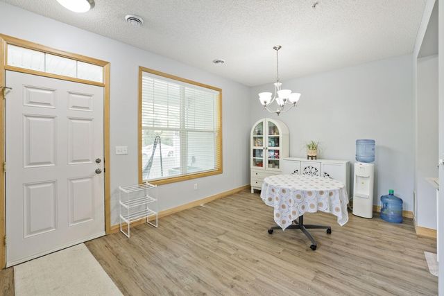 3033 Chamberlain Street N 4, Maplewood, MN 55109