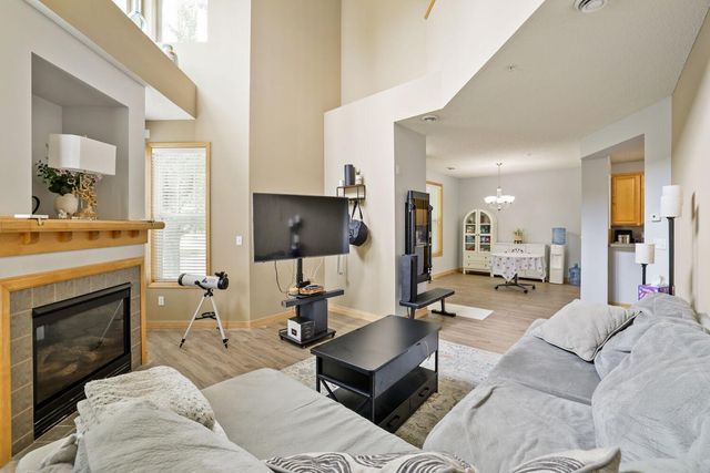 3033 Chamberlain Street N 4, Maplewood, MN 55109