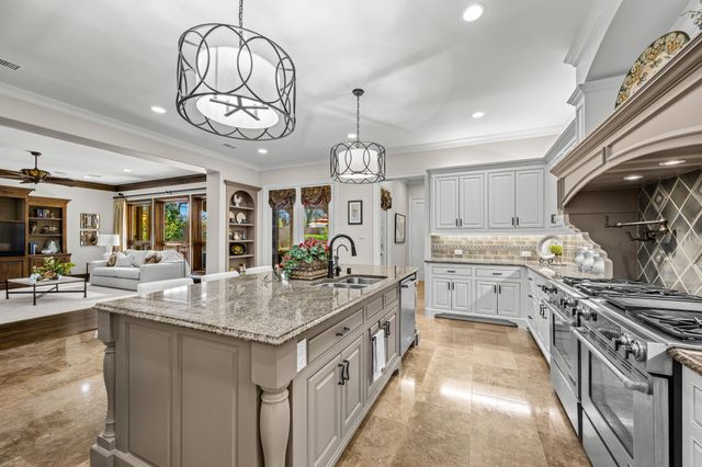 7214 Brennans Drive, Dallas, TX 75214