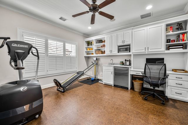 7214 Brennans Drive, Dallas, TX 75214