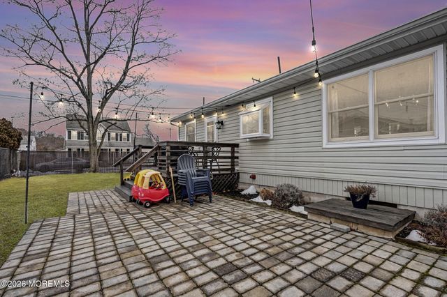 823 Maple Avenue, Brick, NJ 08724