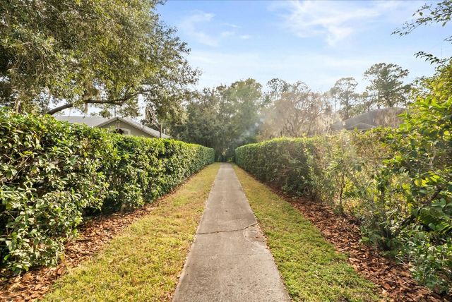 4512 BRIDGEWATER DRIVE, Orlando, FL 32817