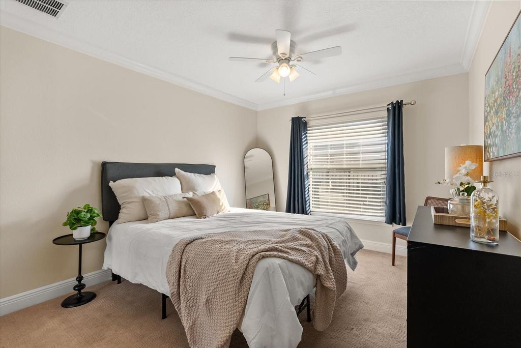 Image 28 of property listing at 4512 BRIDGEWATER DRIVE, Orlando, FL 32817