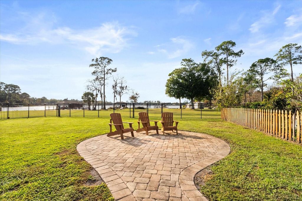 Image 34 of property listing at 4512 BRIDGEWATER DRIVE, Orlando, FL 32817