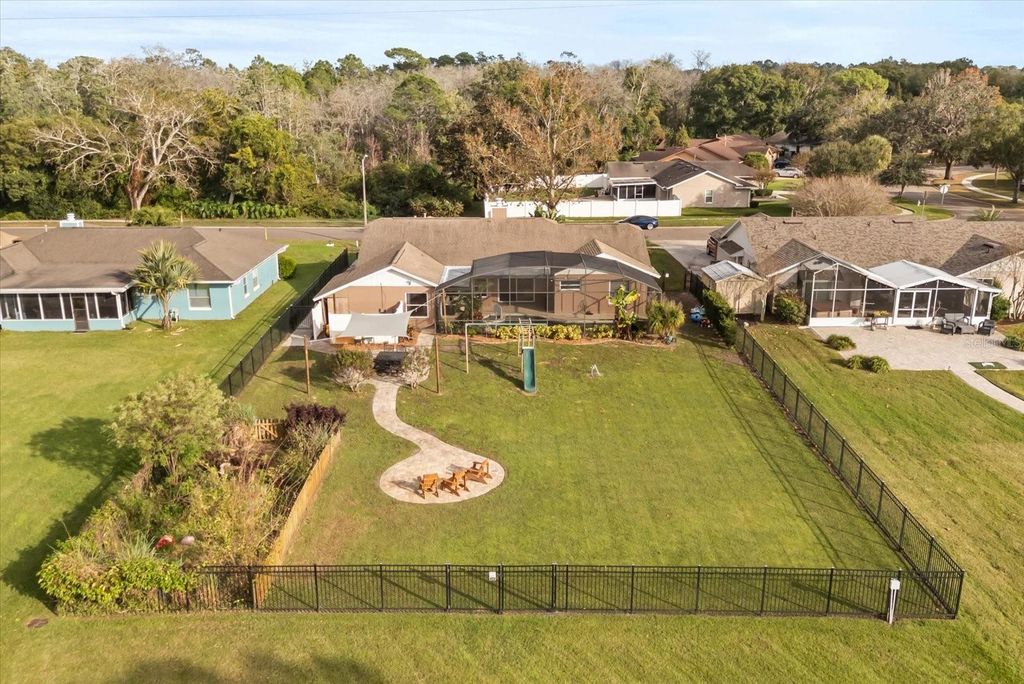 Image 36 of property listing at 4512 BRIDGEWATER DRIVE, Orlando, FL 32817