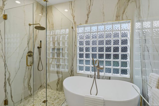 19 INWOOD MNR, San Antonio, TX 78248