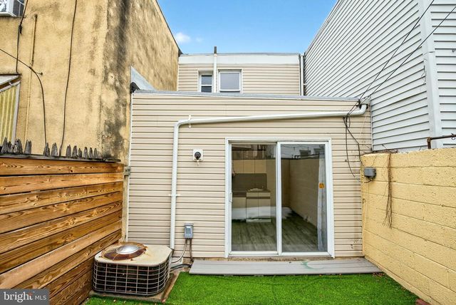 252 SIGEL ST, Philadelphia, PA 19148
