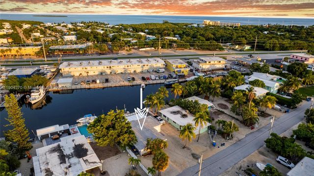 132 E Gardenia St, Tavernier, FL 33070