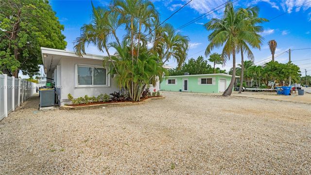 132 E Gardenia St, Tavernier, FL 33070