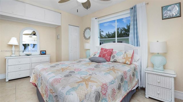 132 E Gardenia St, Tavernier, FL 33070