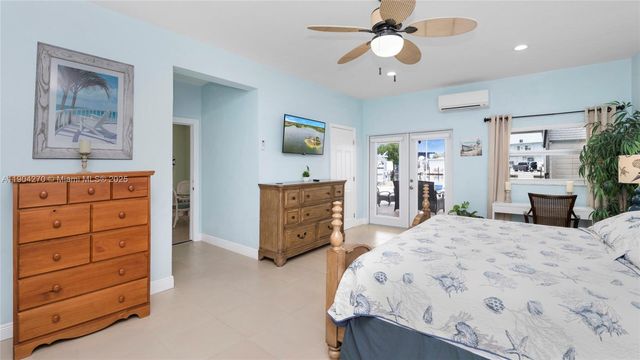 132 E Gardenia St, Tavernier, FL 33070