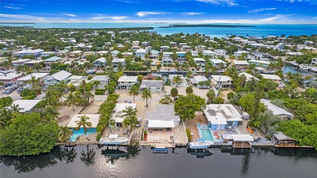 132 E Gardenia St, Tavernier, FL 33070