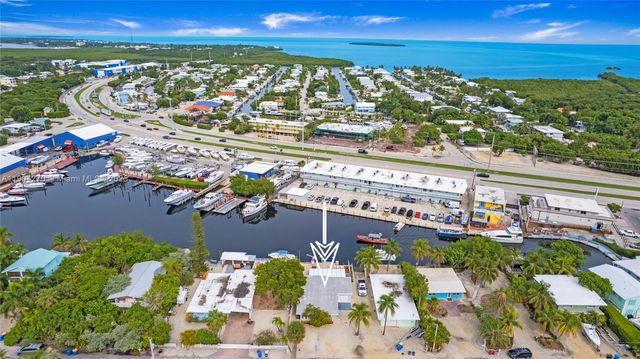 132 E Gardenia St, Tavernier, FL 33070