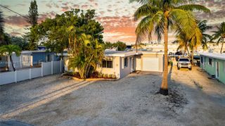 132 E Gardenia St, Tavernier, FL 33070