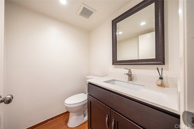 18402 Oxboro, Huntington Beach, CA 92648