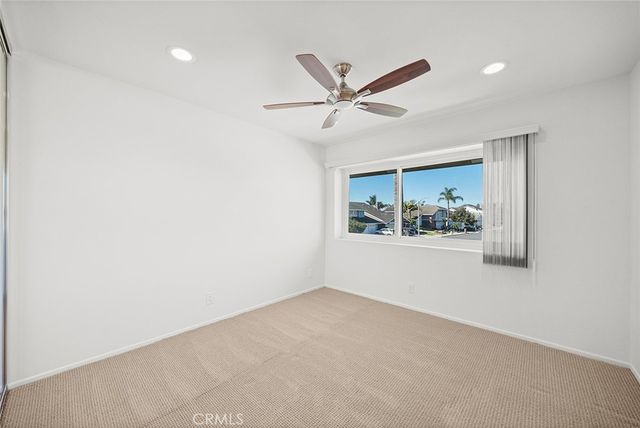 18402 Oxboro, Huntington Beach, CA 92648