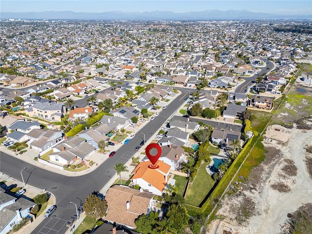 18402 Oxboro, Huntington Beach, CA 92648