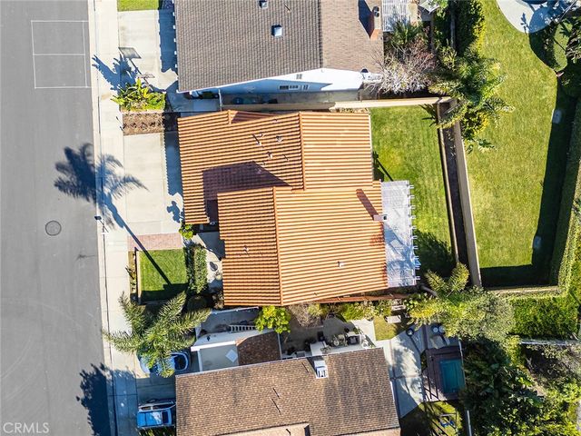18402 Oxboro, Huntington Beach, CA 92648