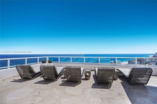 4401 Collins Ave PH South, Miami Beach, FL 33140