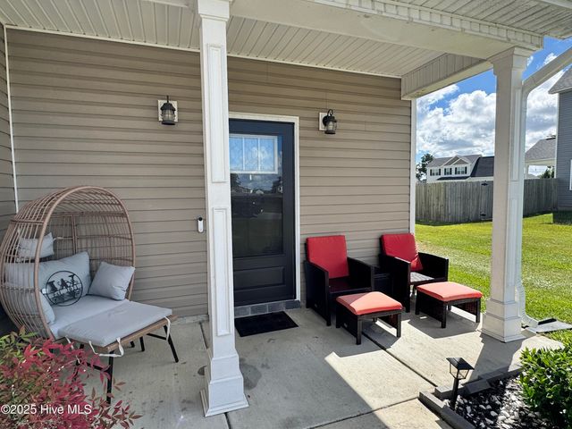 407 Cattle Ranch Lane, Jacksonville, NC 28546